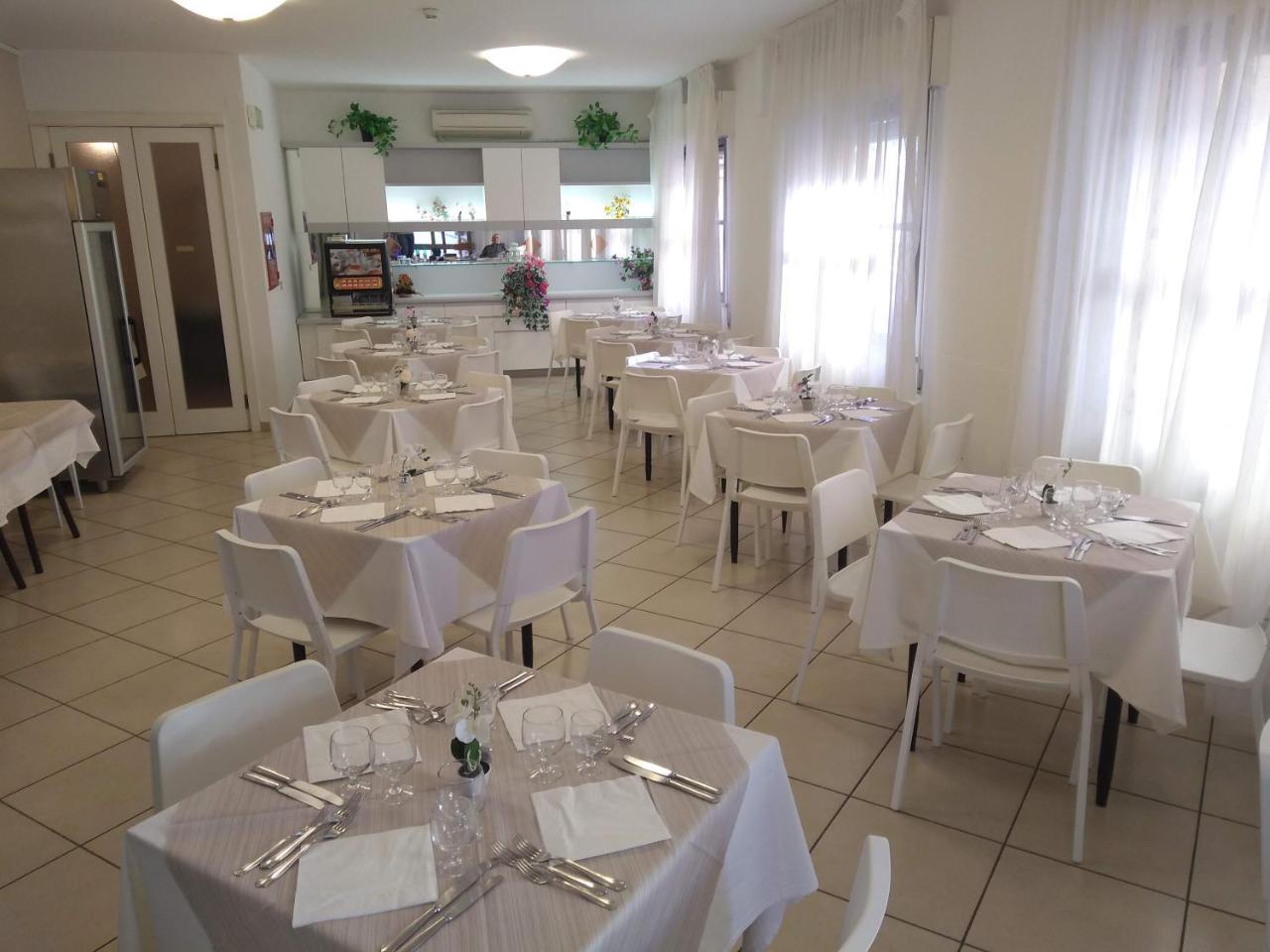 Hotel La Bella Vita ريميني المظهر الخارجي الصورة