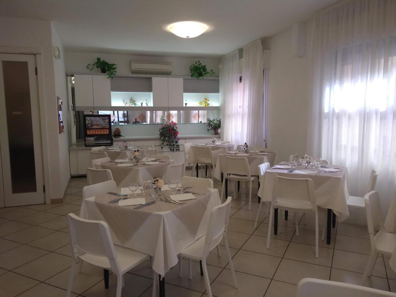 Hotel La Bella Vita ريميني المظهر الخارجي الصورة